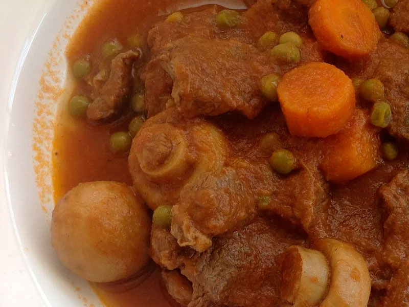 Receta de estofado de ternera con champiñones - Carnicería El Carni